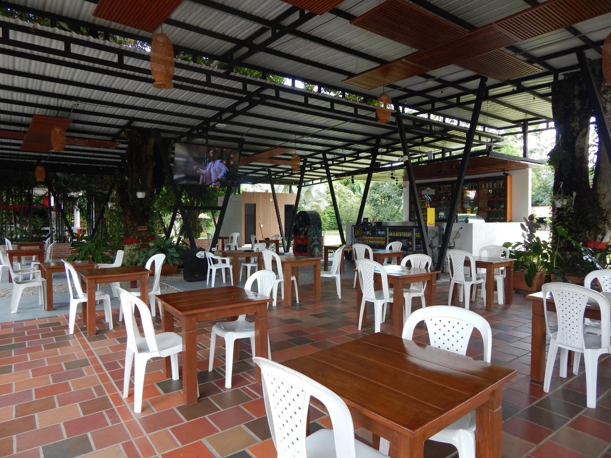 Hotel Campestre Las Palmas Sas Villavicencio Ngoại thất bức ảnh