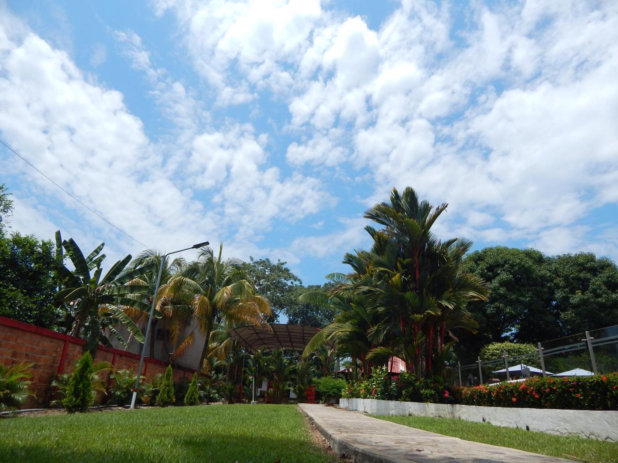 Hotel Campestre Las Palmas Sas Villavicencio Ngoại thất bức ảnh