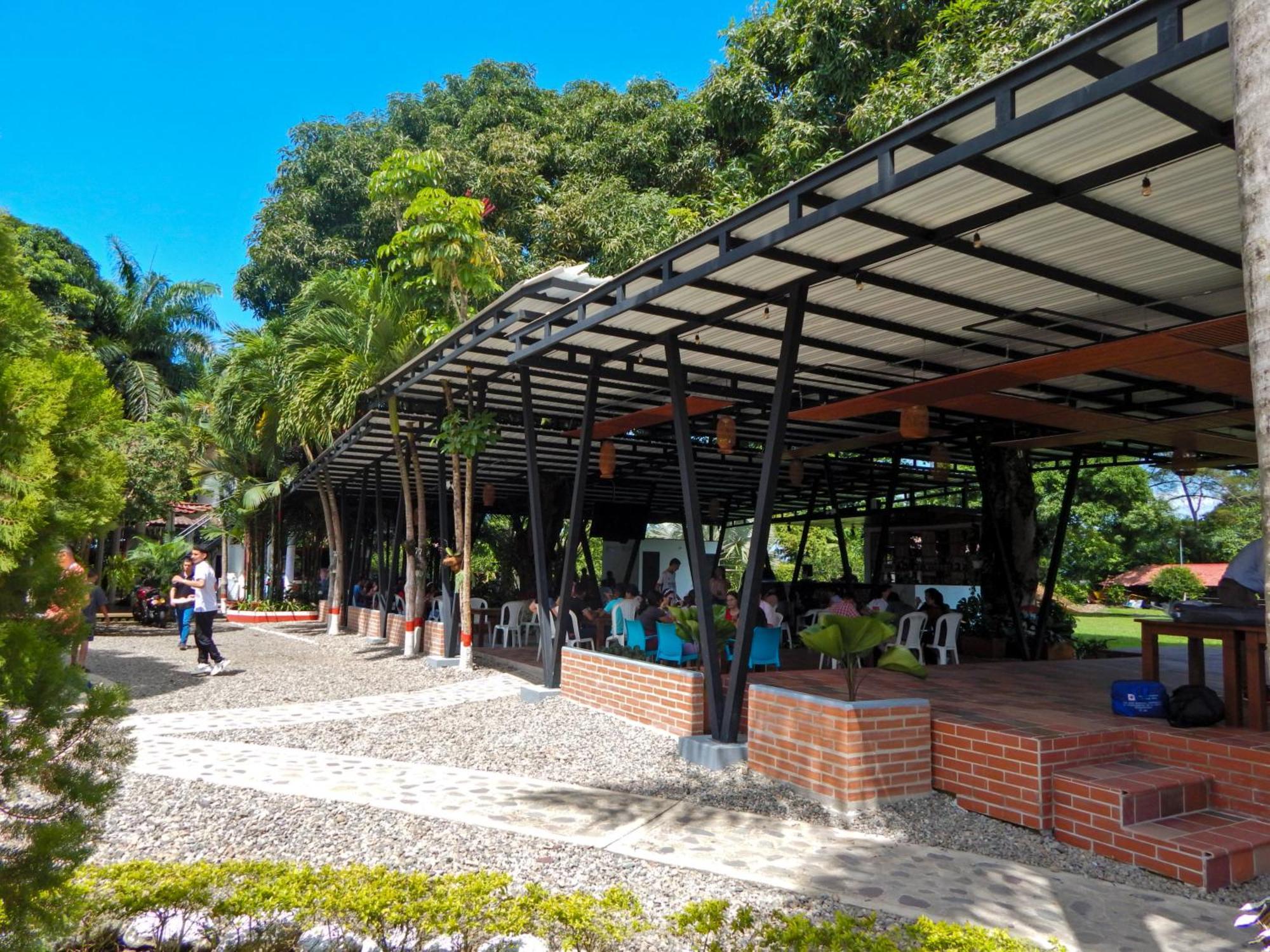 Hotel Campestre Las Palmas Sas Villavicencio Ngoại thất bức ảnh
